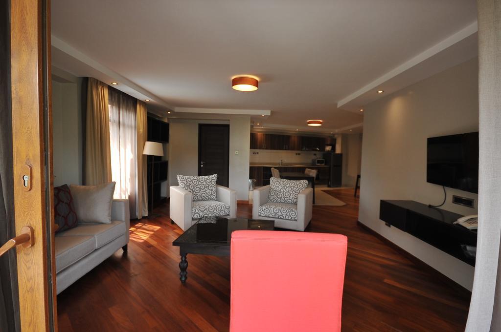 Longonot Place Serviced Apartment-Nairobi, City Centre Cbd Экстерьер фото